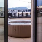 Skylark - Cairo Penthouse Cu Jacuzzi Si La Munte Braşov