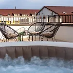 Apartamento Skylark - Cairo Penthouse Cu Jacuzzi Si La Munte *