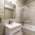 Apartamento Skylark - Cairo Penthouse Cu Jacuzzi Si La Munte Braşov