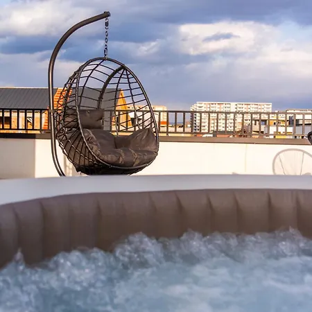 Skylark - Cairo Penthouse Cu Jacuzzi Si La Munte Apartament Brașov
