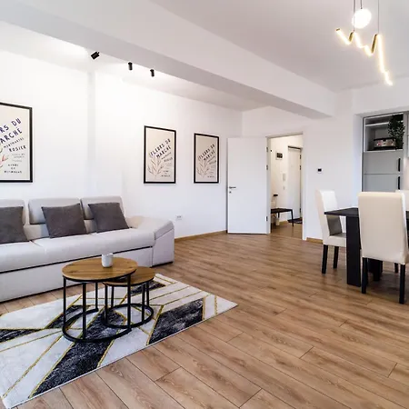Daire Skylark - Cairo Penthouse Cu Jacuzzi Si La Munte Braşov